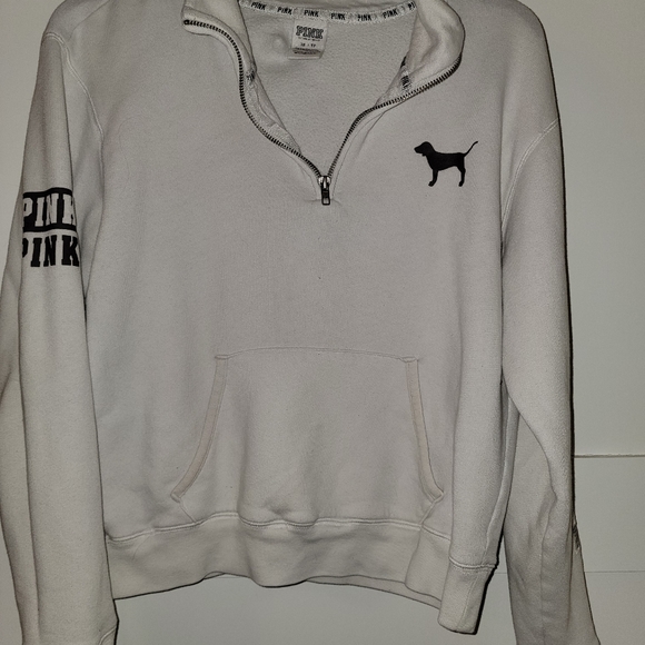 PINK Victoria's Secret Sweaters - Sweatshirt VS pink!